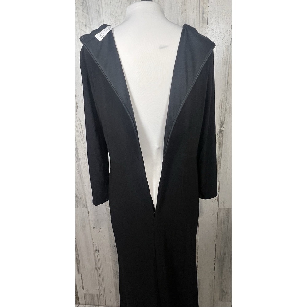 Mac Duggal Black Faux Wrap Long Sleeve Evening Gown with Appliqué Detail Size 12 - Picture 7 of 11